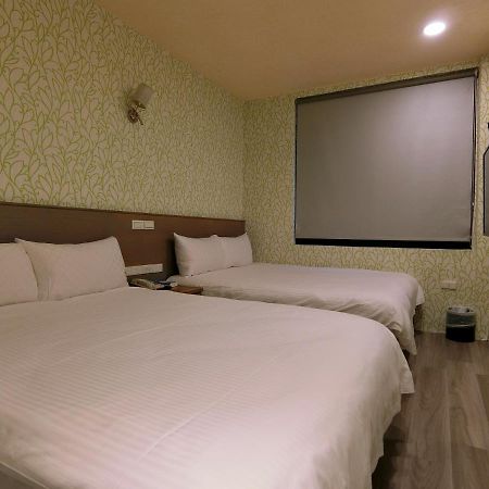 Taiwan Seven Days Boutique Hotel ไทเป ภายนอก รูปภาพ
