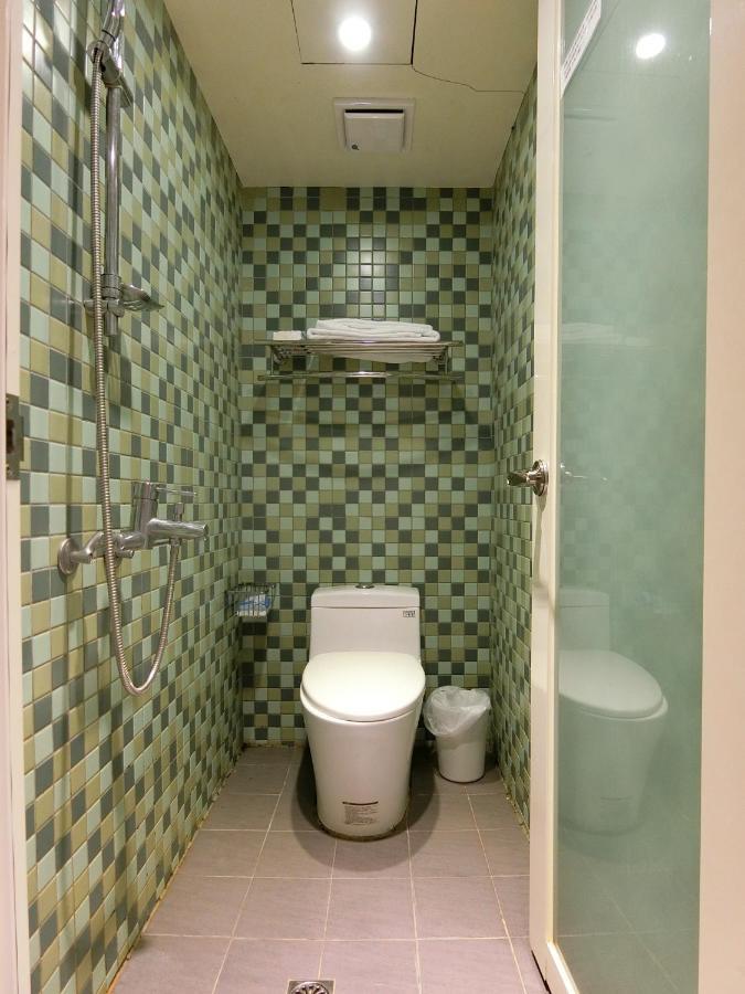 Taiwan Seven Days Boutique Hotel ไทเป ภายนอก รูปภาพ