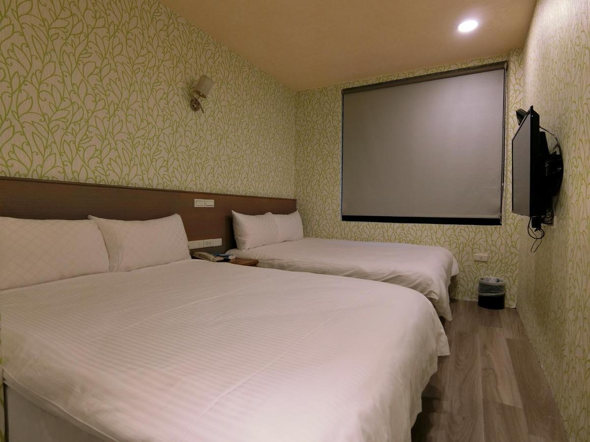 Taiwan Seven Days Boutique Hotel ไทเป ภายนอก รูปภาพ