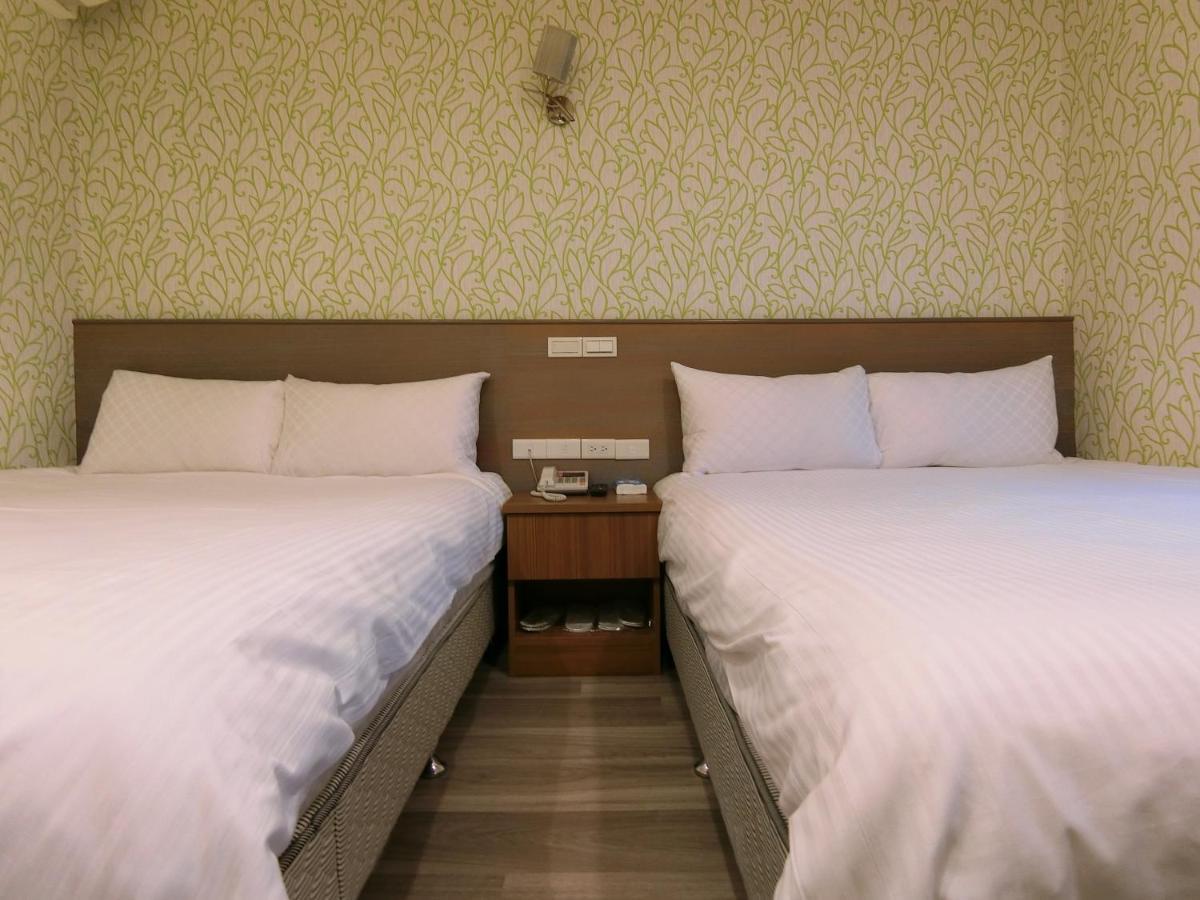 Taiwan Seven Days Boutique Hotel ไทเป ภายนอก รูปภาพ